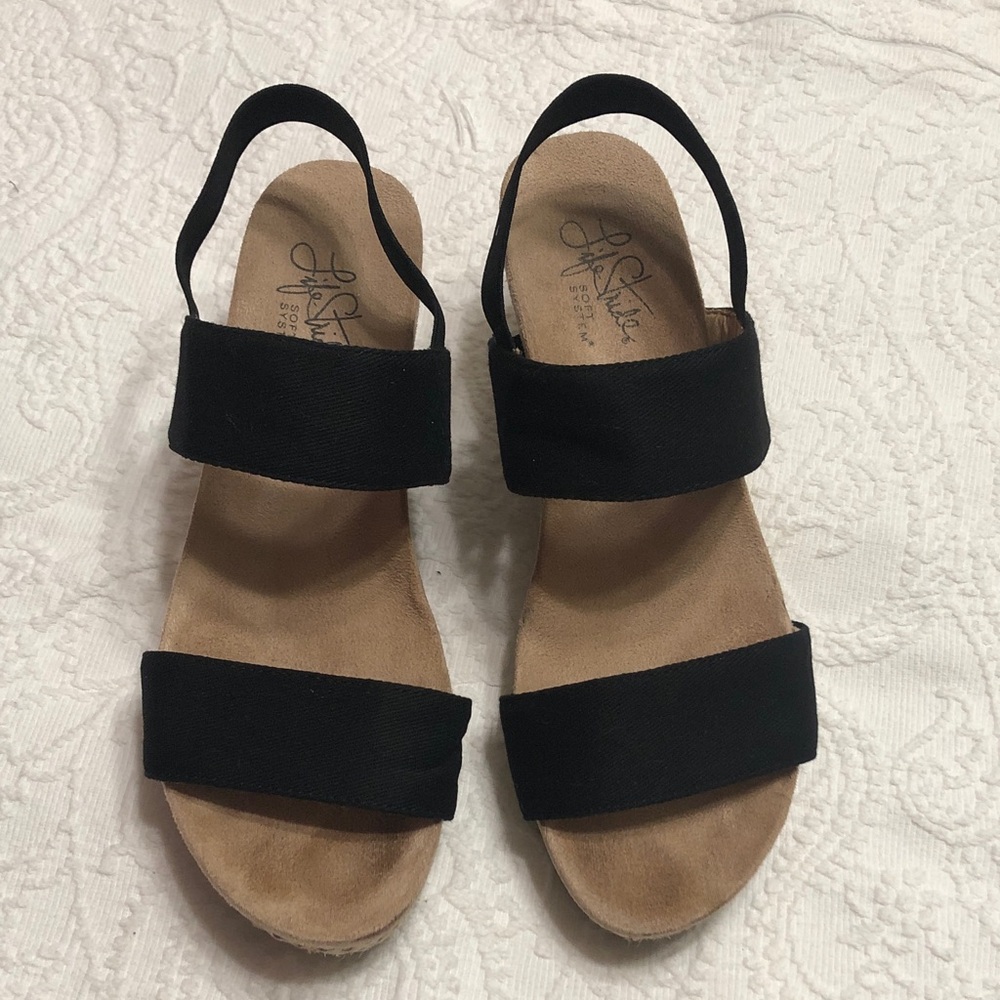 Life Stride Black Elastic Strap Wedge Sandals Size 8M - Picture 3 of 10